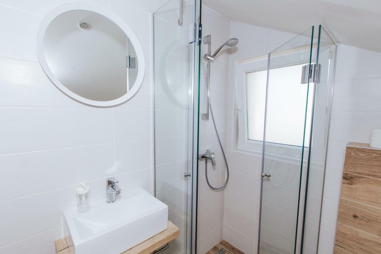Fyaka Loft Apartments Vodice Kültér fotó