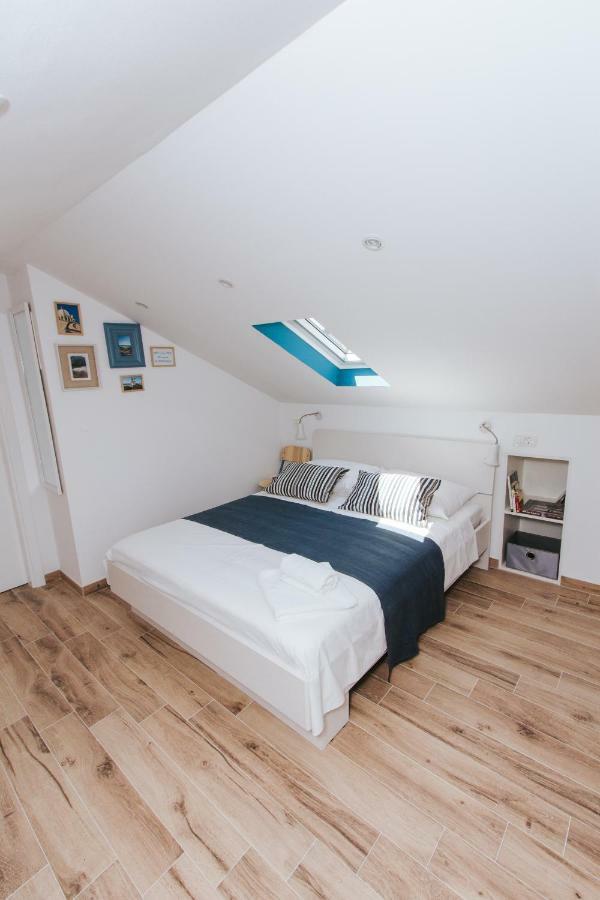 Fyaka Loft Apartments Vodice Kültér fotó